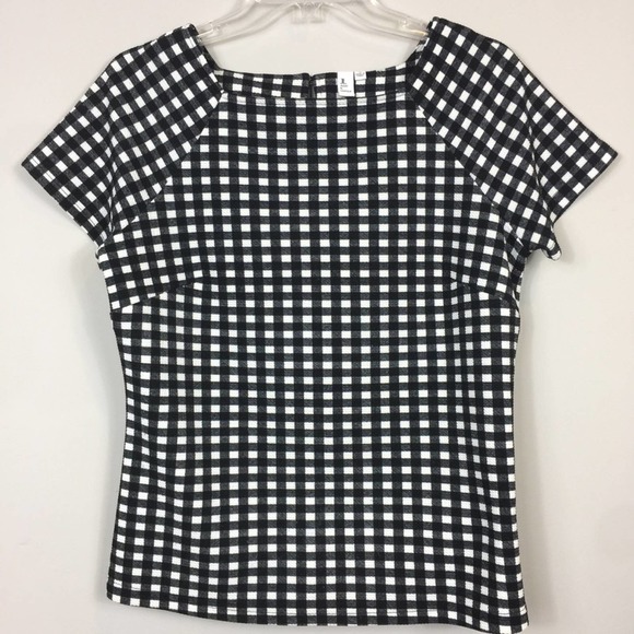Black and White Gingham Short Sleeve Top Size Small - Picture 7 of 7